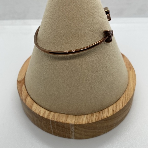 Alex and Ani Pave Arrow Flex Cuff/Shiny Chocolate/NWT - Picture 3 of 7